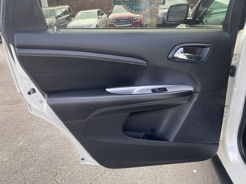 Used 2015 Dodge Journey SXT w/ Sun/Sound Group image 21