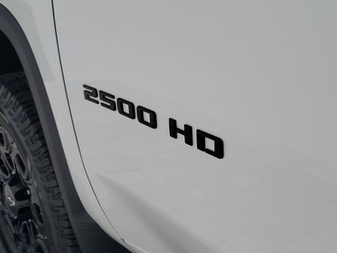Used 2024 Chevrolet Silverado 2500 LTZ w/ LTZ Plus Package AWD/4WD image 8