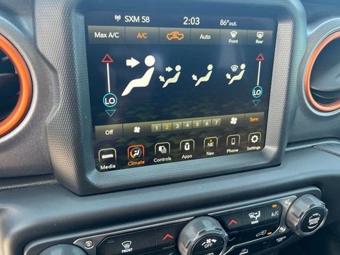 Used 2023 Jeep Gladiator Mojave w/ Trailer Tow Package AWD/4WD image 26