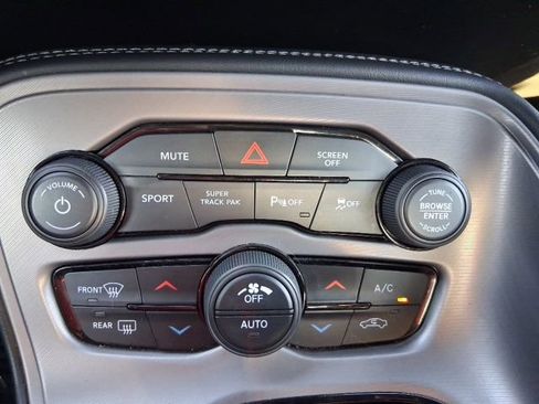 Used 2023 Dodge Challenger R/T w/ Plus Package image 19