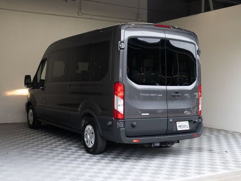 Used 2017 Ford Transit 350 XLT RWD image 13