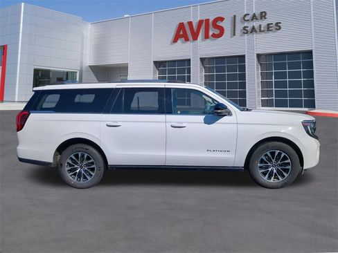 Used 2025 Ford Expedition Max Platinum image 5