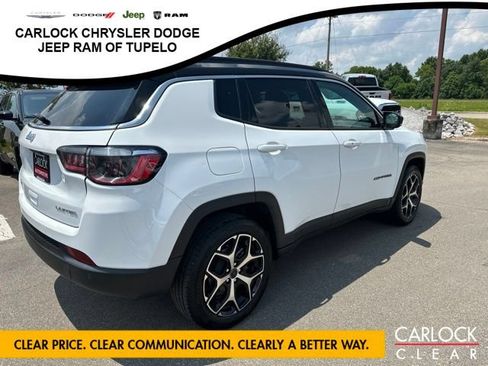 Used 2025 Jeep Compass Limited AWD/4WD image 4