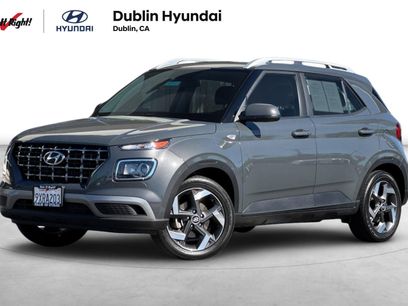Certified 2025 Hyundai Venue SEL