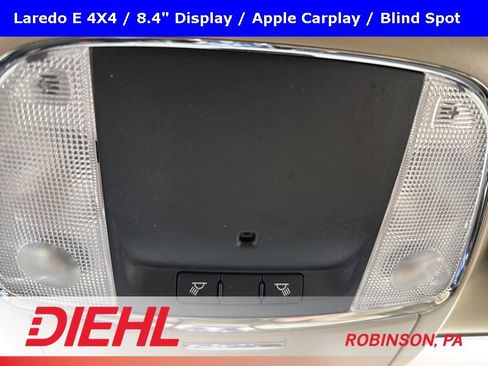 Used 2022 Jeep Grand Cherokee Laredo E image 36