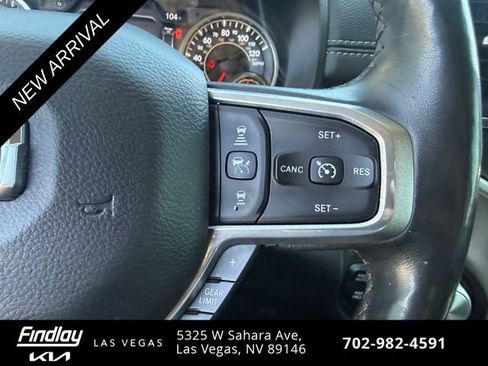 Used 2019 RAM 1500 Laramie AWD/4WD image 11