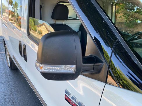 Used 2022 RAM ProMaster City Tradesman FWD image 17