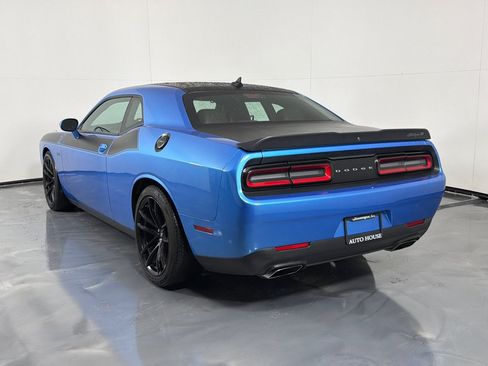 Used 2018 Dodge Challenger T/A RWD image 7