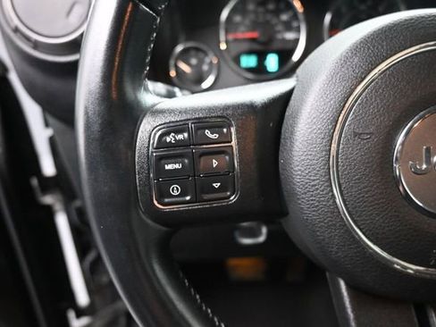 Used 2014 Jeep Wrangler Sport w/ Connectivity Group AWD/4WD image 12