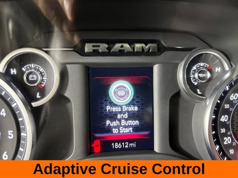 Used 2025 RAM 2500 Big Horn AWD/4WD image 15