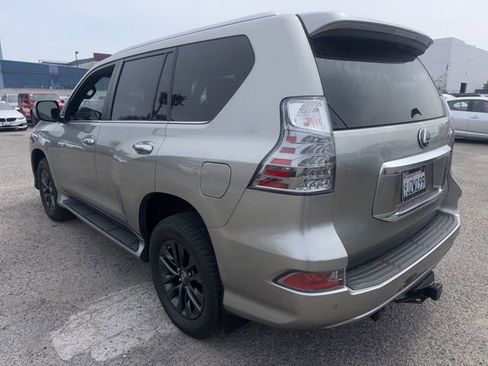Used 2023 Lexus GX 460 Premium w/ Premium Package image 7