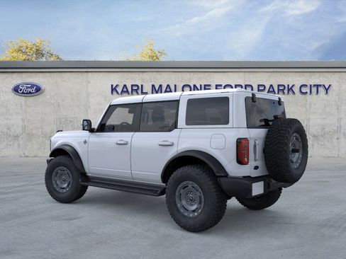 New 2025 Ford Bronco Outer Banks w/ Sasquatch Package image 4
