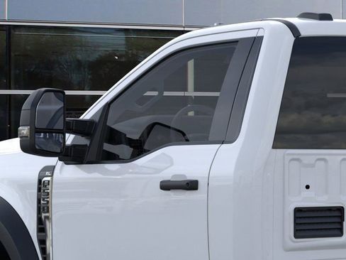 New 2025 Ford F550 4x4 Regular Cab Super Duty image 20