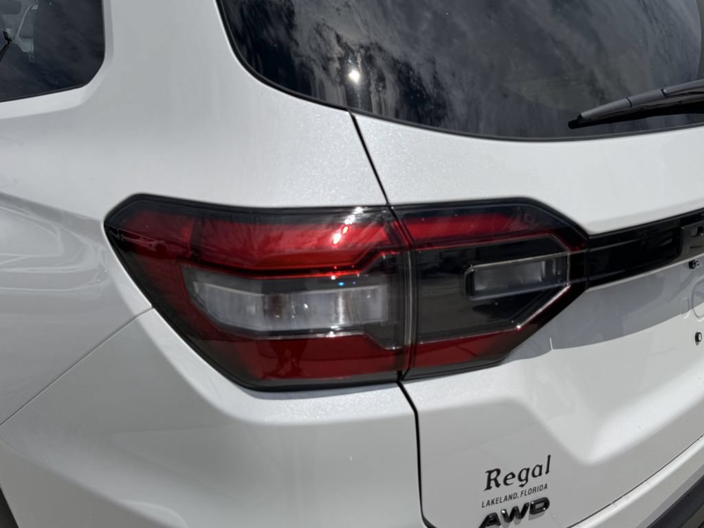 New 2026 Honda Pilot Black Edition image 9