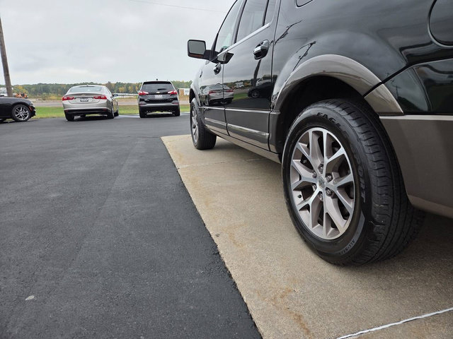 Used 2015 Ford Expedition EL King Ranch AWD/4WD image 11