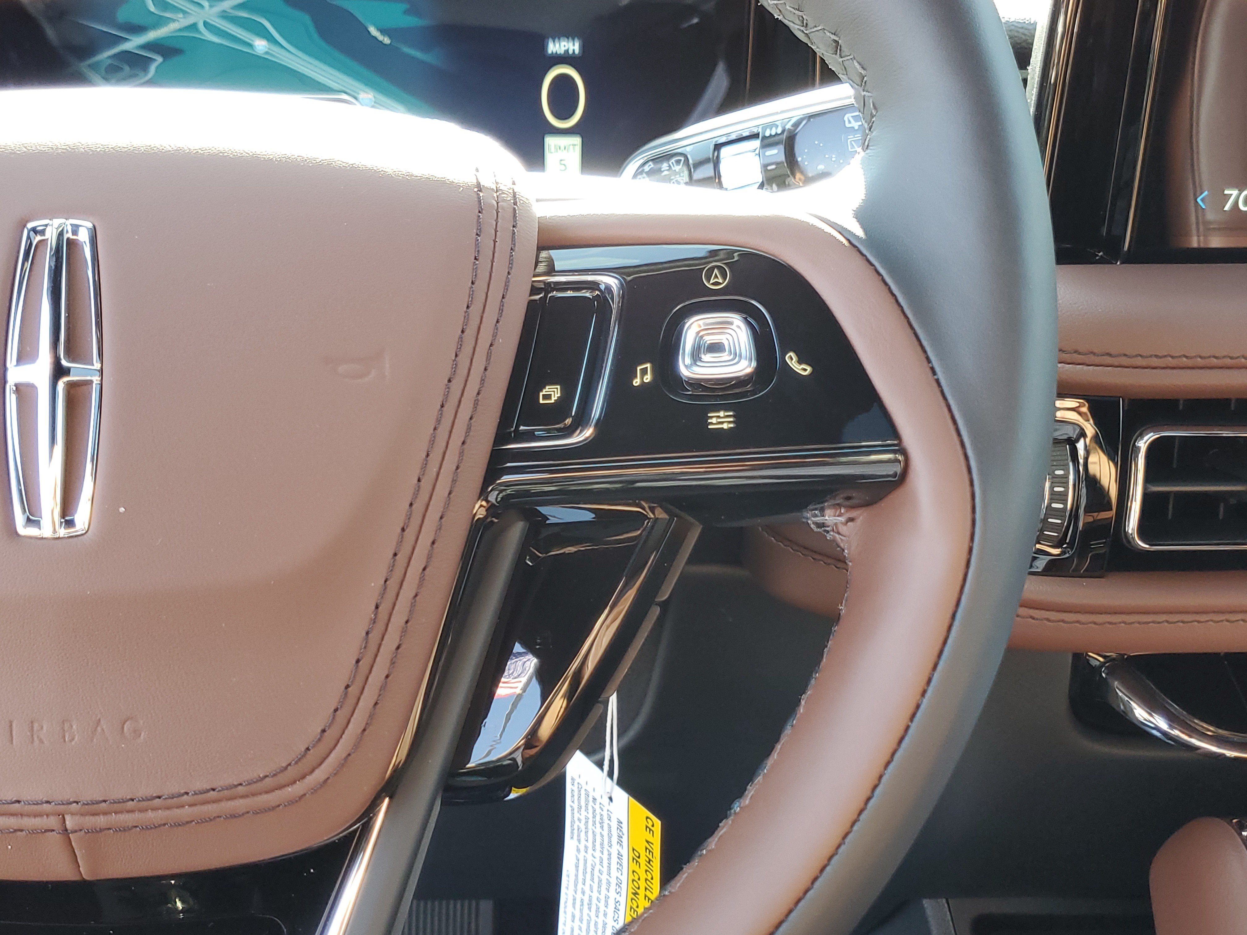 New 2027 Lincoln Aviator Reserve AWD/4WD image 17