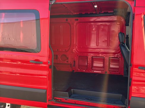 Used 2023 Ford Transit 150 Medium Roof image 12