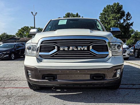 Used 2018 RAM 1500 Laramie Longhorn AWD/4WD image 2
