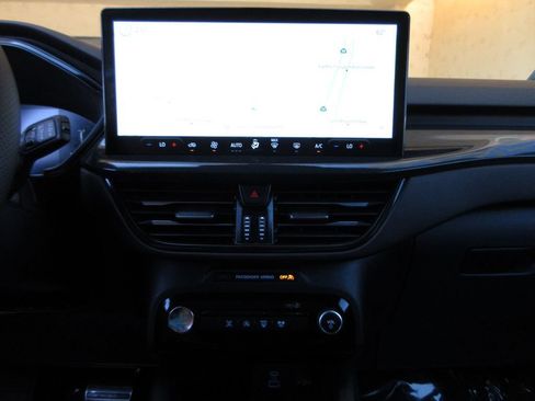 Certified 2023 Ford Escape ST-Line w/ Tech Pack #1 FWD image 18