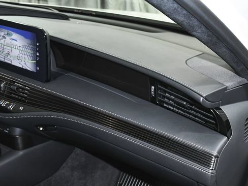 Used 2022 Lexus LS 500h AWD w/ Luxury Package image 69
