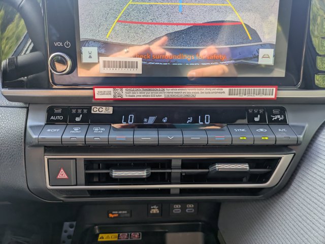 New 2026 Toyota Camry SE w/ Convenience Package AWD/4WD image 23