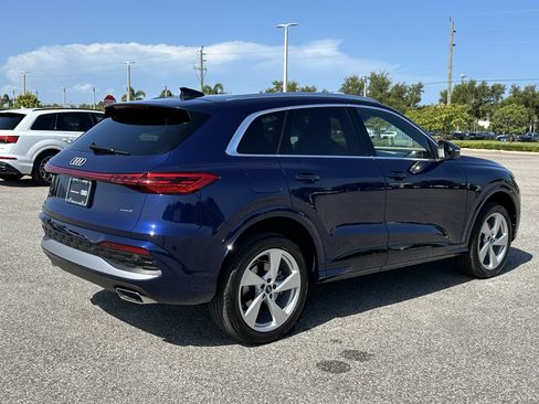 Used 2025 Audi Q5 Premium Plus w/ Premium Plus AWD/4WD image 4