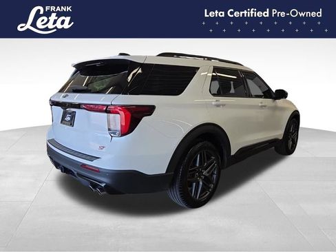 Used 2025 Ford Explorer ST w/ Sun And Sound Package AWD/4WD image 6