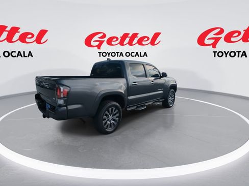 Used 2022 Toyota Tacoma Limited image 8