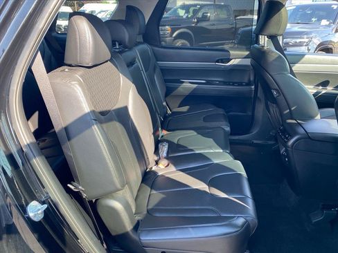 Used 2022 Hyundai Palisade SEL w/ 8P Bench Seat Package FWD image 24