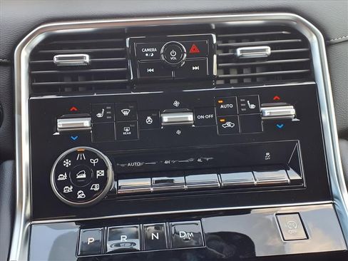 New 2026 Nissan Armada SL w/ Captain's Chari Seat Package image 18