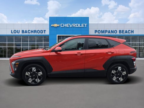 Used 2025 Hyundai Kona SEL image 4