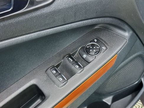 Used 2018 Ford EcoSport SES image 18