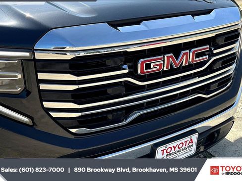 Used 2024 GMC Sierra 1500 SLT AWD/4WD image 21
