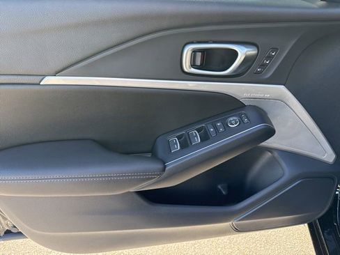 Used 2024 Acura Integra A-Spec image 9