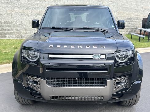 Certified 2023 Land Rover Defender 90 X image 12