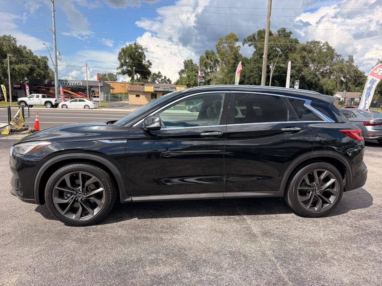 Used 2019 INFINITI QX50 Essential w/ Sensory Package AWD/4WD image 10