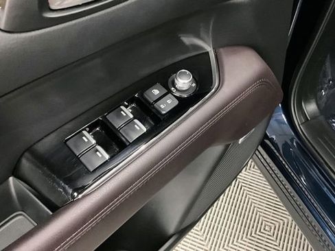 Used 2023 MAZDA CX-5 Signature image 36