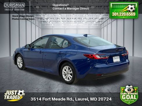 Used 2025 Toyota Camry LE w/ Convenience Package FWD image 3