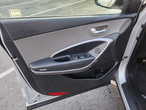 Used 2015 Hyundai Santa Fe Sport image 22