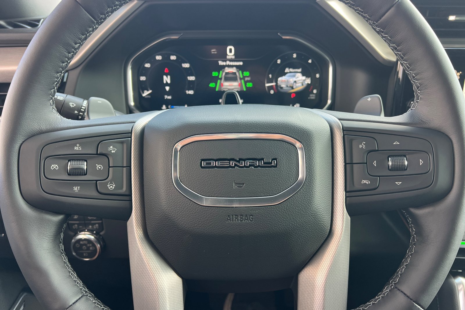 New 2026 GMC Sierra 1500 Denali w/ Technology Package AWD/4WD image 25