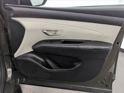 Used 2025 Hyundai Tucson SE FWD image 23
