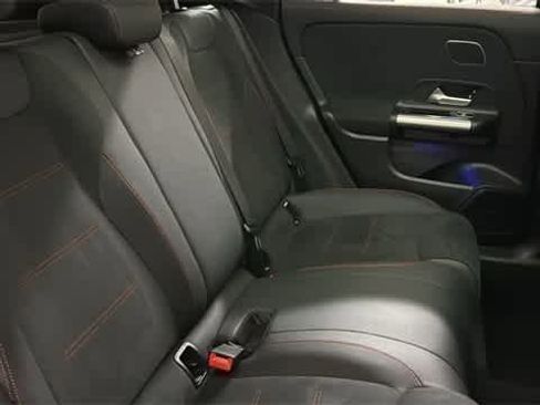 Certified 2025 Mercedes-Benz GLA 250 4MATIC image 33