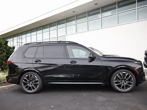 New 2026 BMW X7 xDrive40i w/ M Sport Package image 4