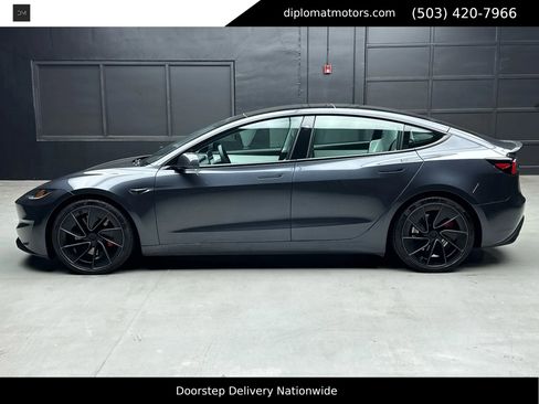 Used 2025 Tesla Model 3 Performance image 4
