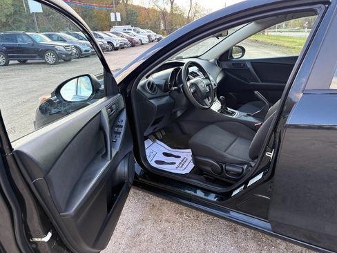 Used 2011 MAZDA MAZDA3 i Sport image 9