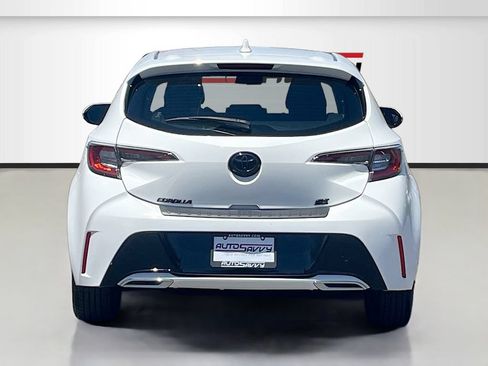 Used 2022 Toyota Corolla SE FWD image 6