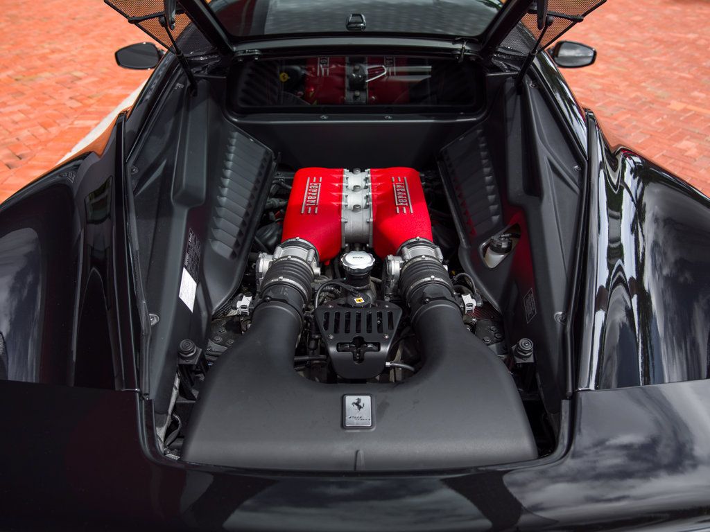 Certified 2011 Ferrari 458 Italia Coupe RWD image 33