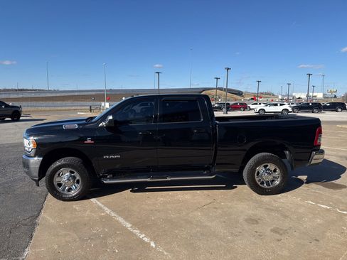 Used 2022 RAM 2500 Big Horn AWD/4WD image 7