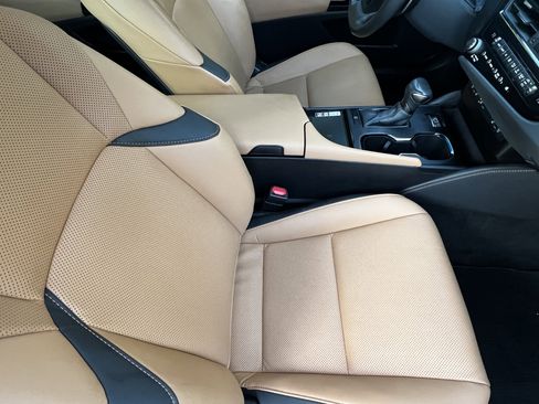 Certified 2023 Lexus ES 350 w/ Premium Package image 45