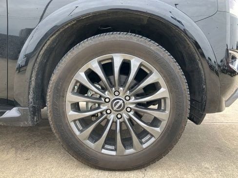 Used 2024 Nissan Armada Platinum w/ Captain's Chairs Package image 10